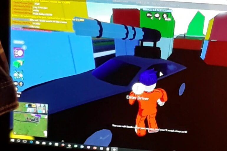 Xhdmh3keykmbom - playing as peppa pig in roblox piggy youtube in 2020 roblox
